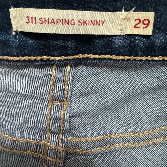 Levi’s 311 Shaping Skinny Jeans - Picture 3 of 3
